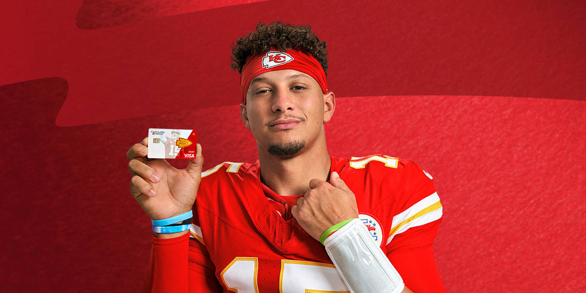 Score $300 with Chiefs Checking